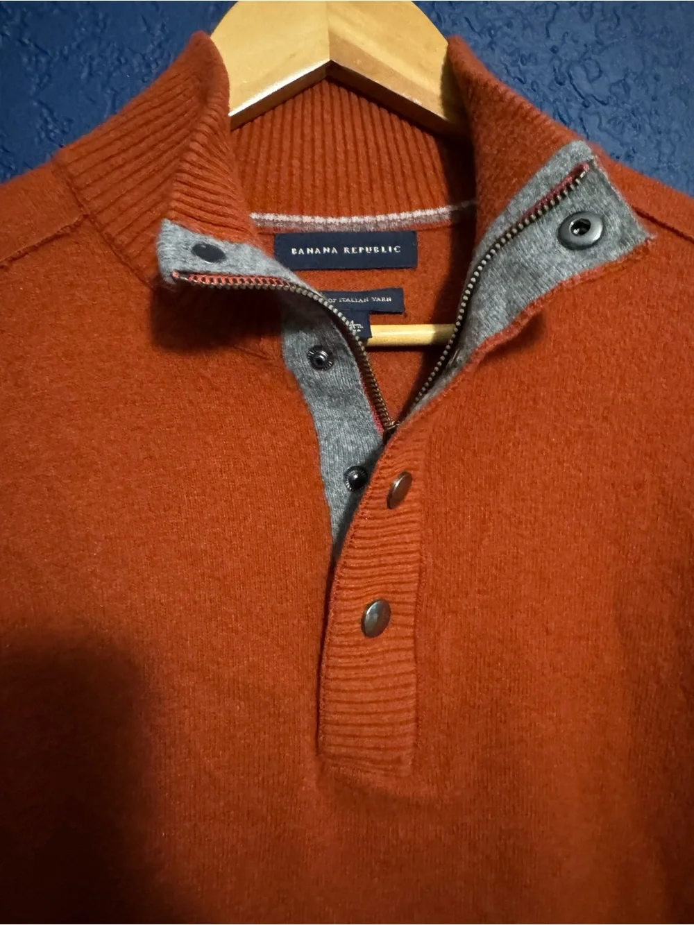 Banana Republic Men’s Burnt Orange Quarter-Button Italian Yarn Sweater